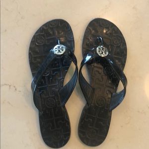 Tory Burch flip flops. Size 7